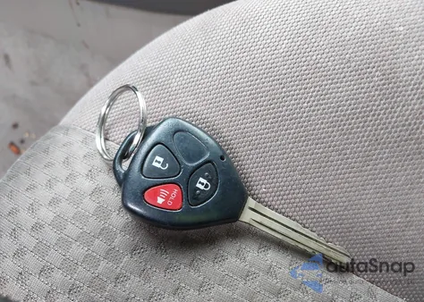 2007 Toyota Rav4 z USA, uszkodzony, nr VIN JTMBD33V975113920